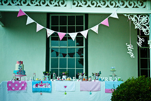 Kitchen Tea Inspiration: Cute as a Button