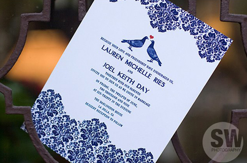 Navy and White: Traditional and Elegant