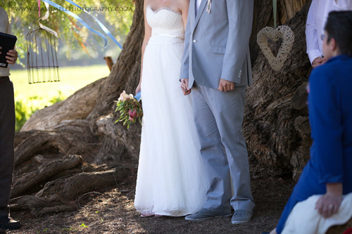 Cairey & Neil: Pretty Farm Wedding
