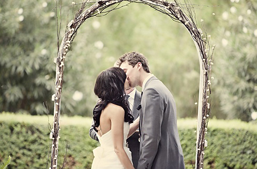 Fun Wedding Arch Ideas