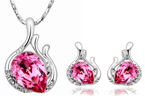 Colourful Bridal Jewellery & Accessories Trend