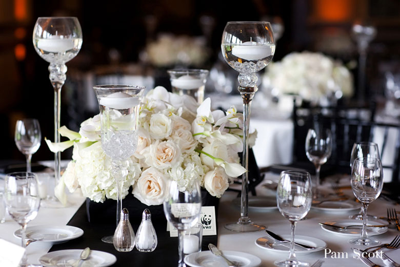 A Black and White Wedding Theme